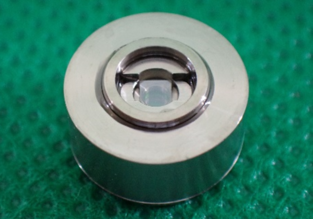 Achieving High-Power Signal Transmission with Low Insertion Loss Materials: High-Power Optical Isolators